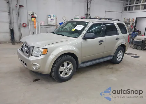 2011 Ford Escape Xlt from USA, damaged, VIN 1FMCU9DG3BKB21668